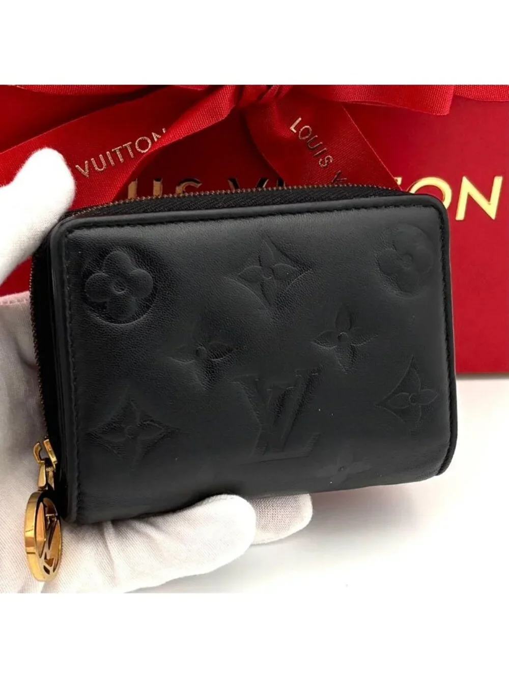 Louis Vuitton Wallet Monogram Coussin Portefeuille Lou Black